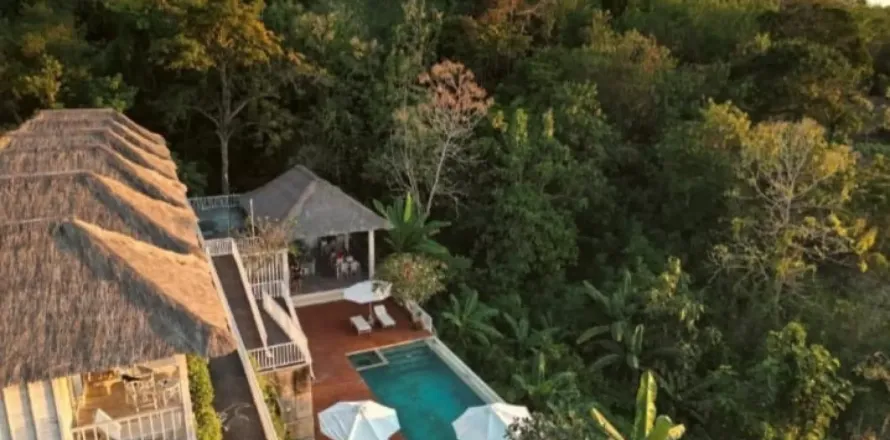 8 bedrooms Villa in Nusa Penida, Klungkung, Bali (11343)