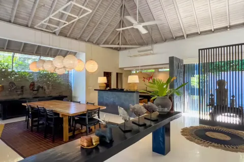 5 bedrooms Villa in Badung, Bali (11342) 6