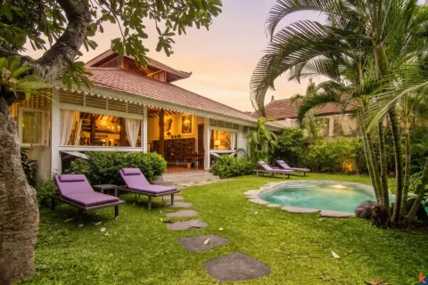Vila 5 kamar tidur di Seminyak, Badung, Bali (10805)