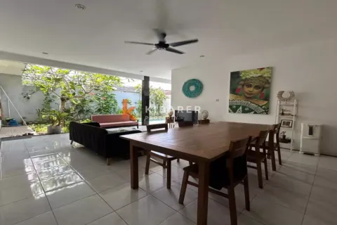 3 bedrooms Villa in Denpasar, Bali (12604) 7