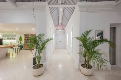 4 bedrooms Villa in South Kuta, Badung, Bali (1328) 10