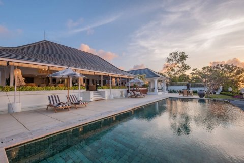 4 bedrooms Villa in South Kuta, Badung, Bali (1328) 4