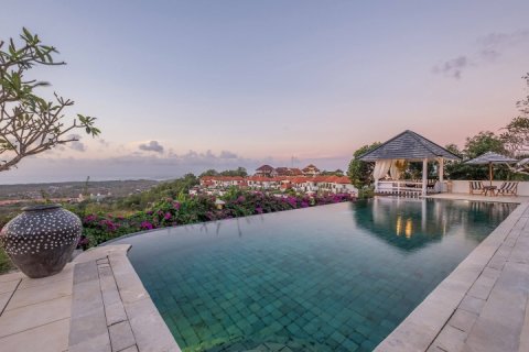 4 bedrooms Villa in South Kuta, Badung, Bali (1328) 5