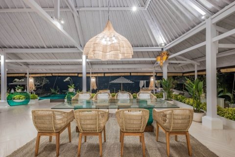 4 bedrooms Villa in South Kuta, Badung, Bali (1328) 14