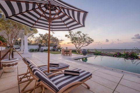 4 bedrooms Villa in South Kuta, Badung, Bali (1328) 3