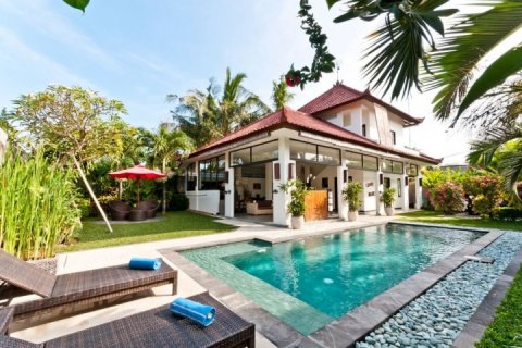 Vila 2 kamar tidur di Seminyak, Badung, Bali (2099)