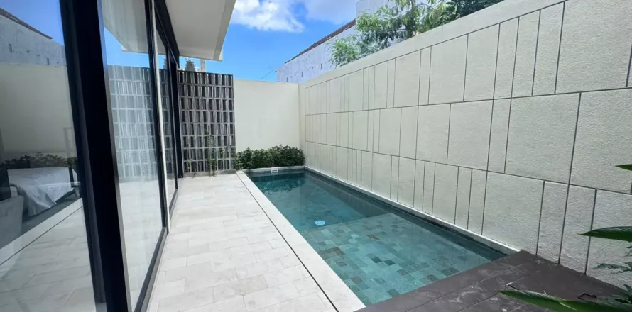 3 bedrooms Villa in Kerobokan, Badung, Bali (10872)