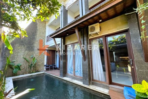 Vila 3 kamar tidur di Legian, Kuta, Badung, Bali (13050)