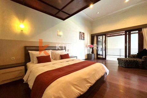 4 bedrooms Villa in Seminyak, Badung, Bali (13054) 12