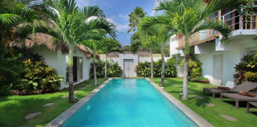 4 bedrooms Villa in Seminyak, Badung, Bali (1776)