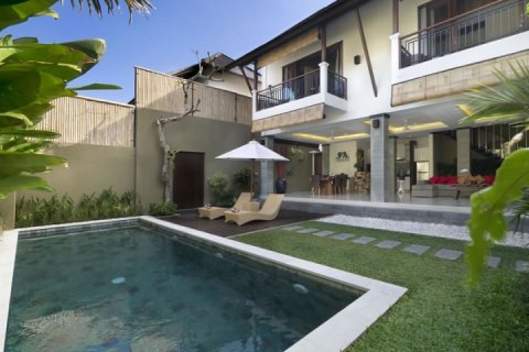 Vila 2 kamar tidur di Seminyak, Badung, Bali (1774)