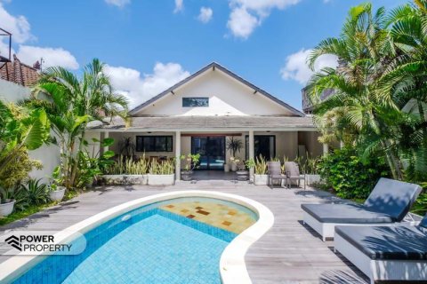 Vila 3 kamar tidur di Kerobokan, Badung, Bali (9781)