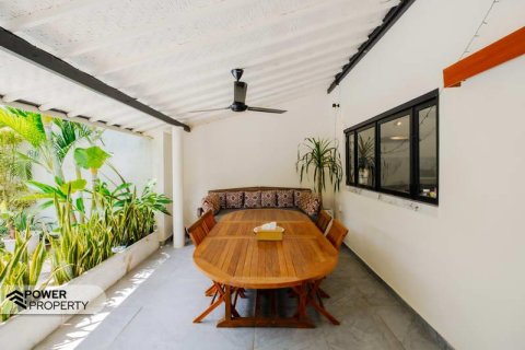 3 bedrooms Villa in Kerobokan, Badung, Bali (9781) 3