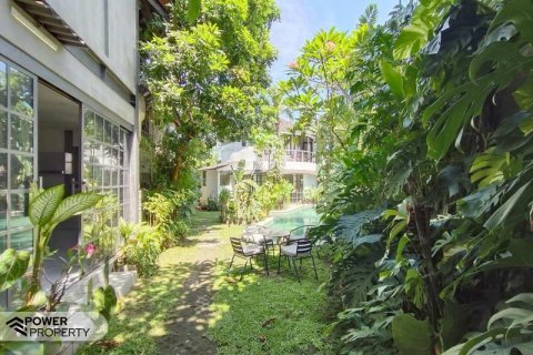 Vila 4 kamar tidur di Kerobokan, Badung, Bali (9280)