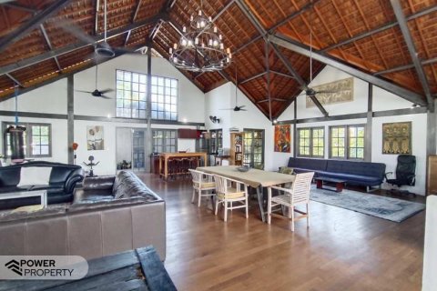 Vila 4 kamar tidur di Kerobokan, Badung, Bali (9280) 17