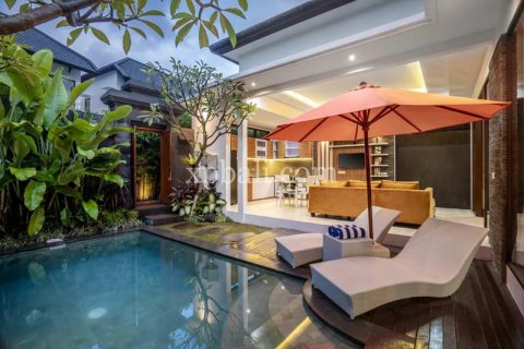 Vila 2 kamar tidur di Seminyak, Badung, Bali (773)