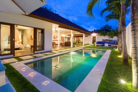 Vila 3 kamar tidur di Seminyak, Badung, Bali (1840)