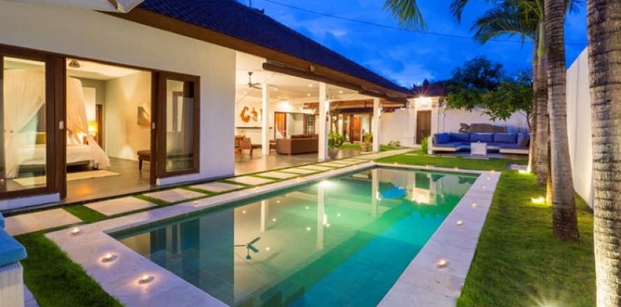3 bedrooms Villa in Seminyak, Badung, Bali (1840)