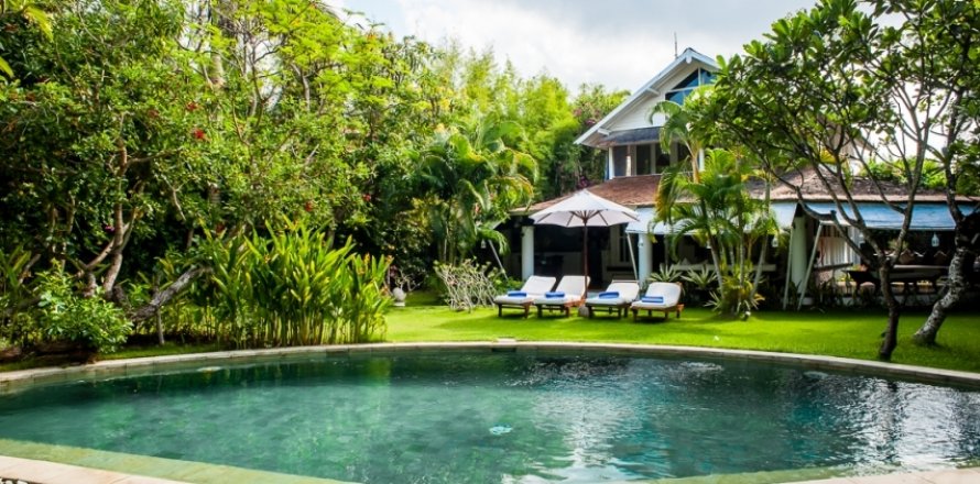 3 bedrooms Villa in Seminyak, Badung, Bali (1845)
