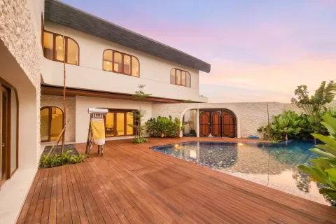 Vila 4 kamar tidur di Canggu, Badung, Bali (10821)
