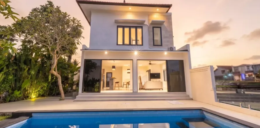 3 bedrooms Villa in Tumbak Bayuh, Mengwi, Badung, Bali (10826)
