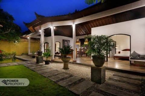 Vila 2 kamar tidur di Seminyak, Badung, Bali (13912) 10
