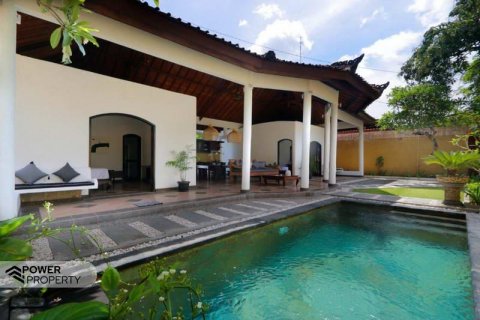 Vila 2 kamar tidur di Seminyak, Badung, Bali (13912) 2