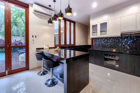 Vila 4 kamar tidur di Tampaksiring, Gianyar, Bali (13918) 12