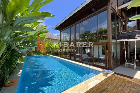 Vila 3 kamar tidur di Tibubeneng, Badung, Bali (13651)