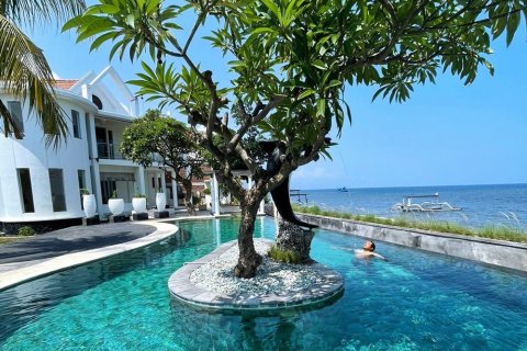 Vila 4 kamar tidur di Lovina, Anturan, Buleleng, Bali (11977)
