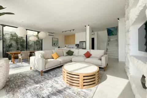 Vila 3 kamar tidur di Kuta, Badung, Bali (13875) 4