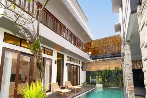 Vila 3 kamar tidur di Tibubeneng, Badung, Bali (12988)
