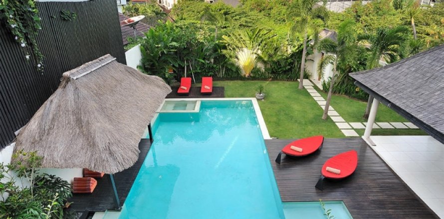 4 bedrooms Villa in Seminyak, Badung, Bali (1405)
