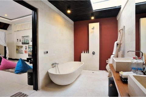 4 bedrooms Villa in Seminyak, Badung, Bali (1405) 7
