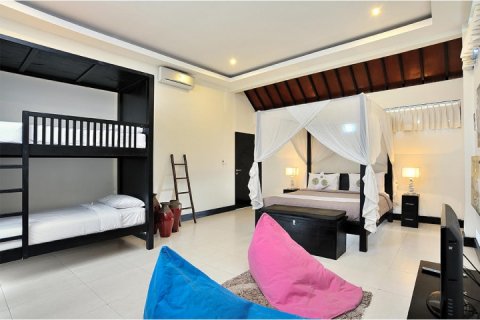 4 bedrooms Villa in Seminyak, Badung, Bali (1405) 6