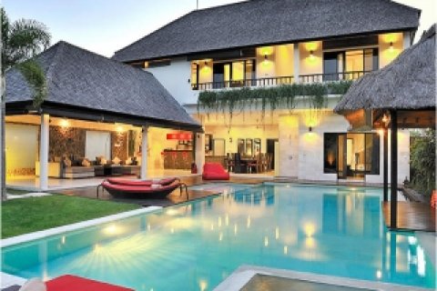 4 bedrooms Villa in Seminyak, Badung, Bali (1405) 9