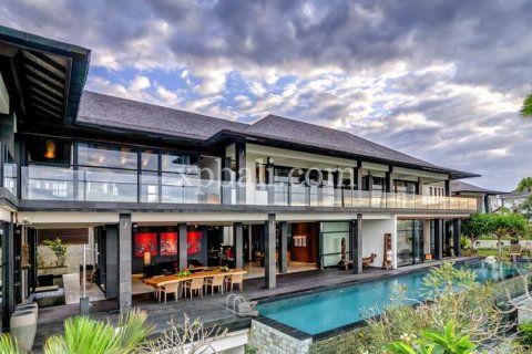 Vila 7 kamar tidur di Kuta Selatan, Badung, Bali (5917)
