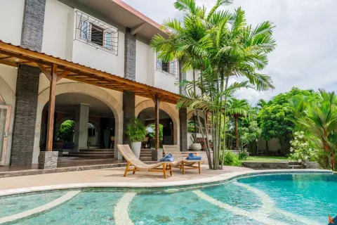 Vila 5 kamar tidur di Tabanan, Bali (11438)