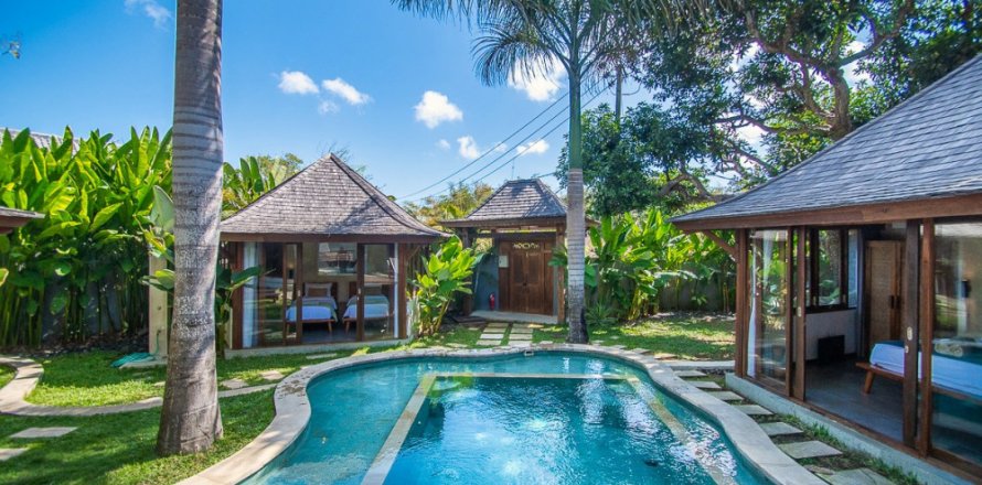 3 bedrooms Villa in Kuta, Badung, Bali (11817)