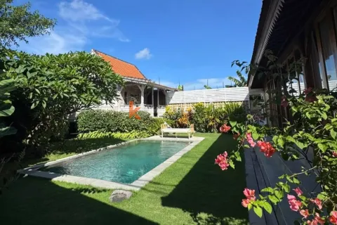 Vila 3 kamar tidur di Canggu, Badung, Bali (17072)