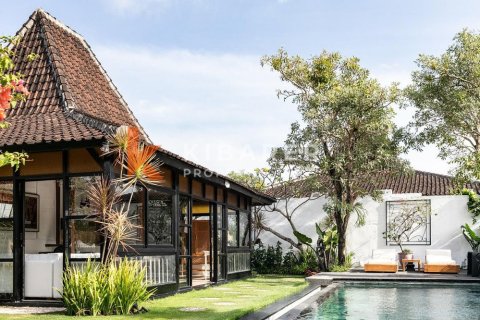 Vila 3 kamar tidur di Tibubeneng, Badung, Bali (12468) 2