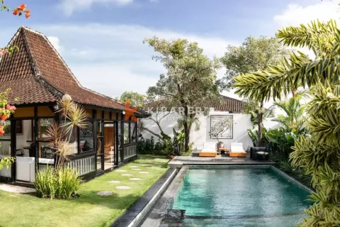 Vila 3 kamar tidur di Tibubeneng, Badung, Bali (12468)