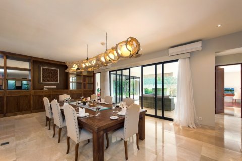 4 bedrooms Villa in South Kuta, Badung, Bali (1390) 6