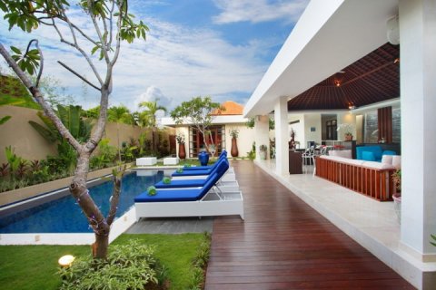 Vila 4 kamar tidur di Seminyak, Badung, Bali (1387) 4