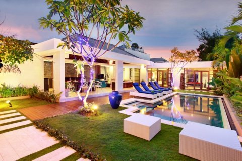 Vila 4 kamar tidur di Seminyak, Badung, Bali (1387) 2
