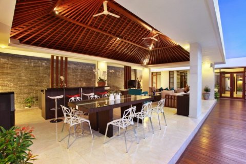 Vila 4 kamar tidur di Seminyak, Badung, Bali (1387) 5