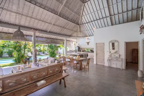 3 bedrooms Villa in Kerobokan, Badung, Bali (10851) 8