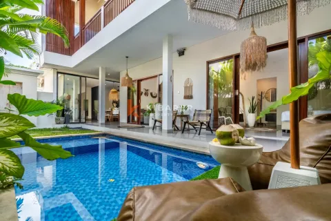 Vila 4 kamar tidur di Canggu, Badung, Bali (12779)
