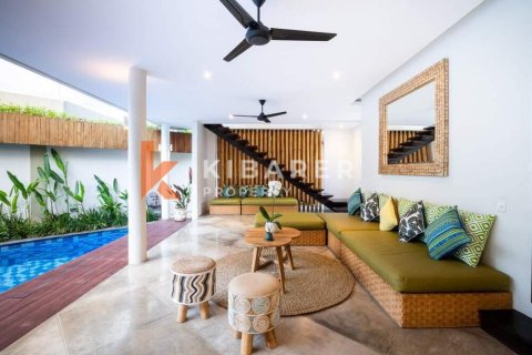 Vila 3 kamar tidur di Seminyak, Badung, Bali (12784)