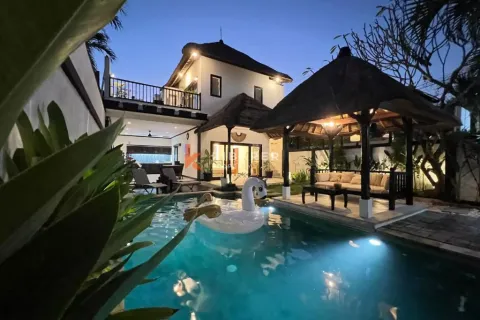 Vila 2 kamar tidur di Seminyak, Badung, Bali (12781)